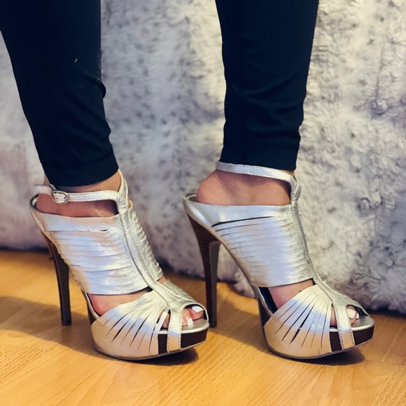 Silver Metallic Hollow Out Gladiator Sandals Stiletto Heel Shoes - Picture 3 of 12